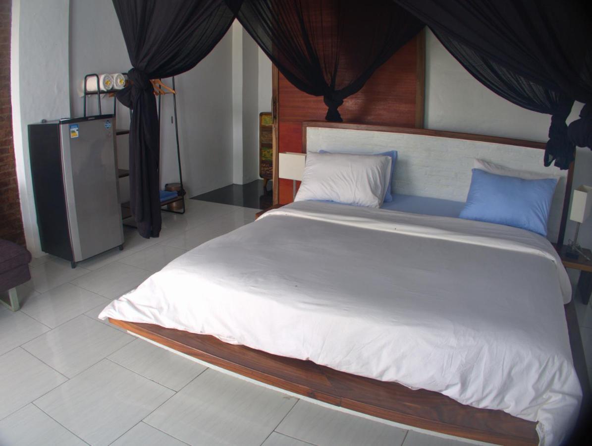 3 Waves Hotel Huu Exterior foto